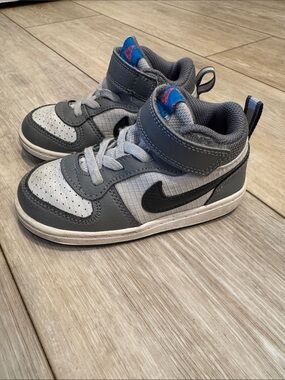 Nike Kids Gray and Black High-Top Sneakers with Blue Accent